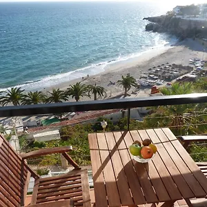 https://apartment-las-vistas-nerja.es-andalucia.com
